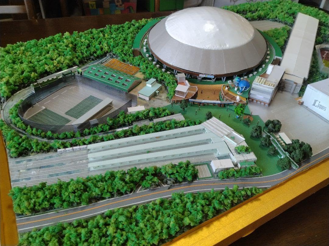 ジオラマ西武球場1/1000展示ケース付